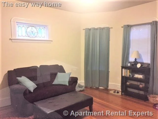 30 Prichard Ave, Davis Square