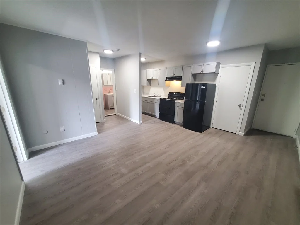 760 Cummins Highway, Mattapan