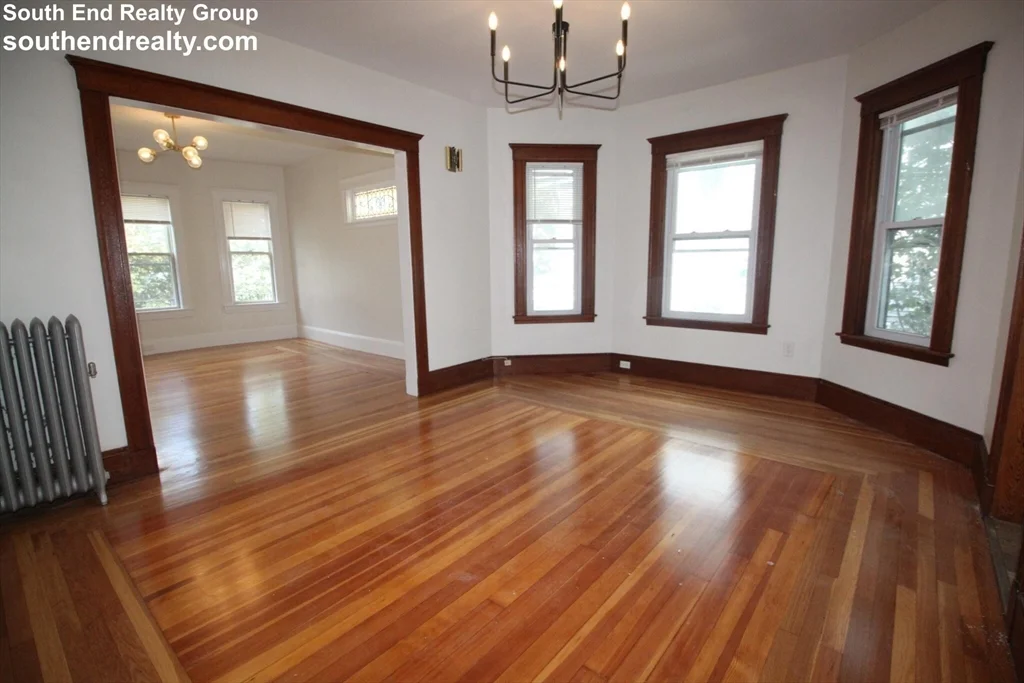 20 Egerton Rd, Arlington