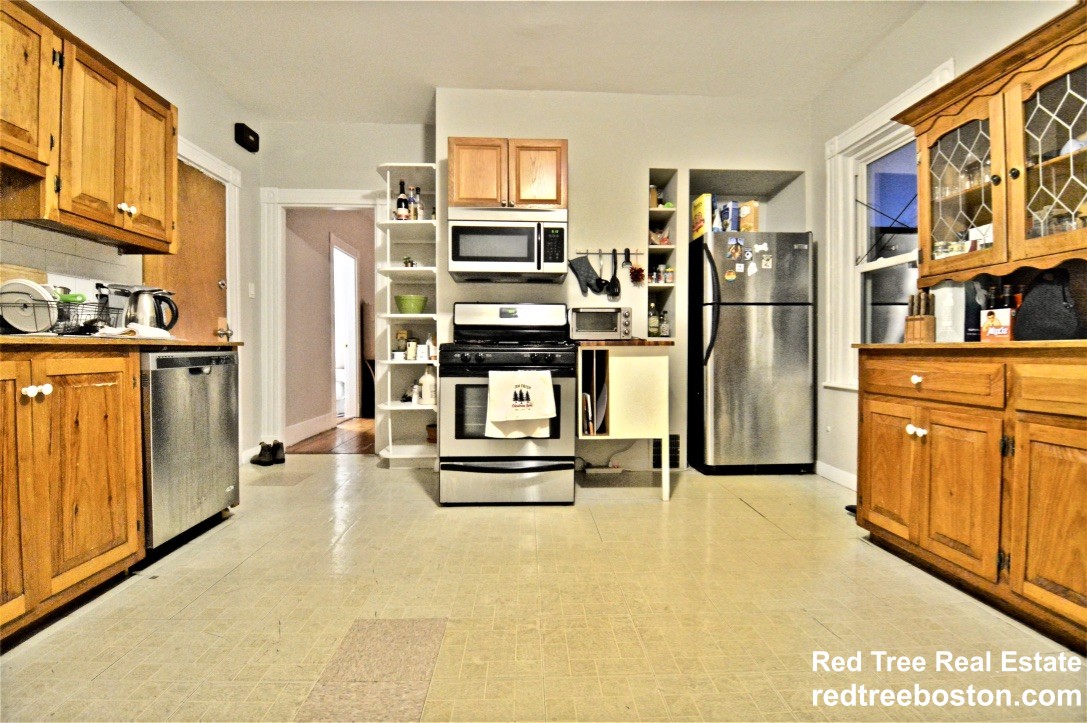 201 Hillside St, Mission Hill