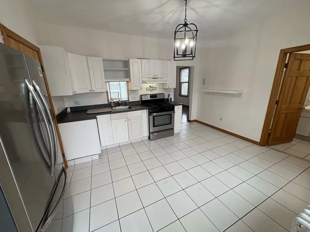 573 Shirley St, Winthrop