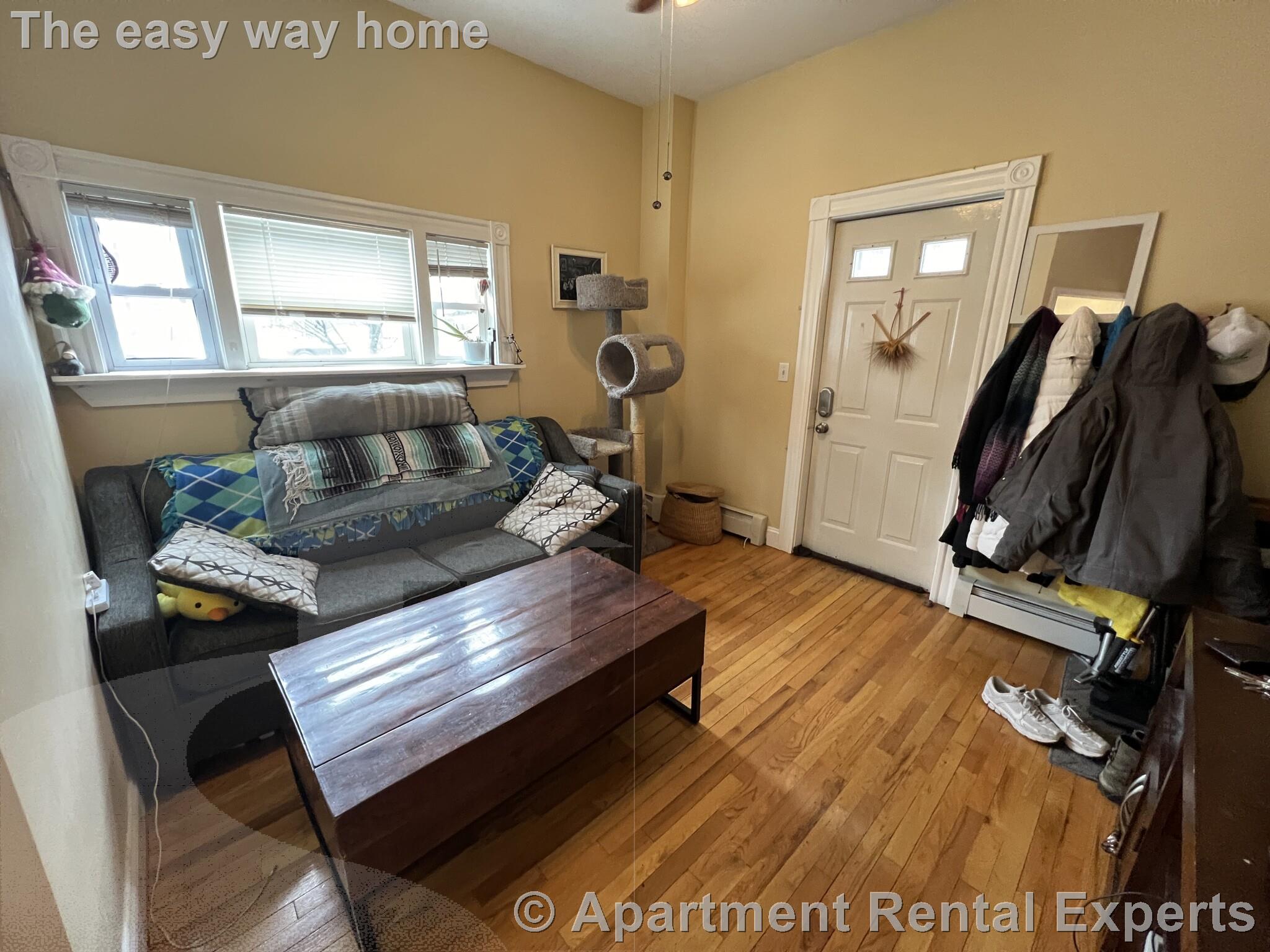 1 Victoria, Teele Square