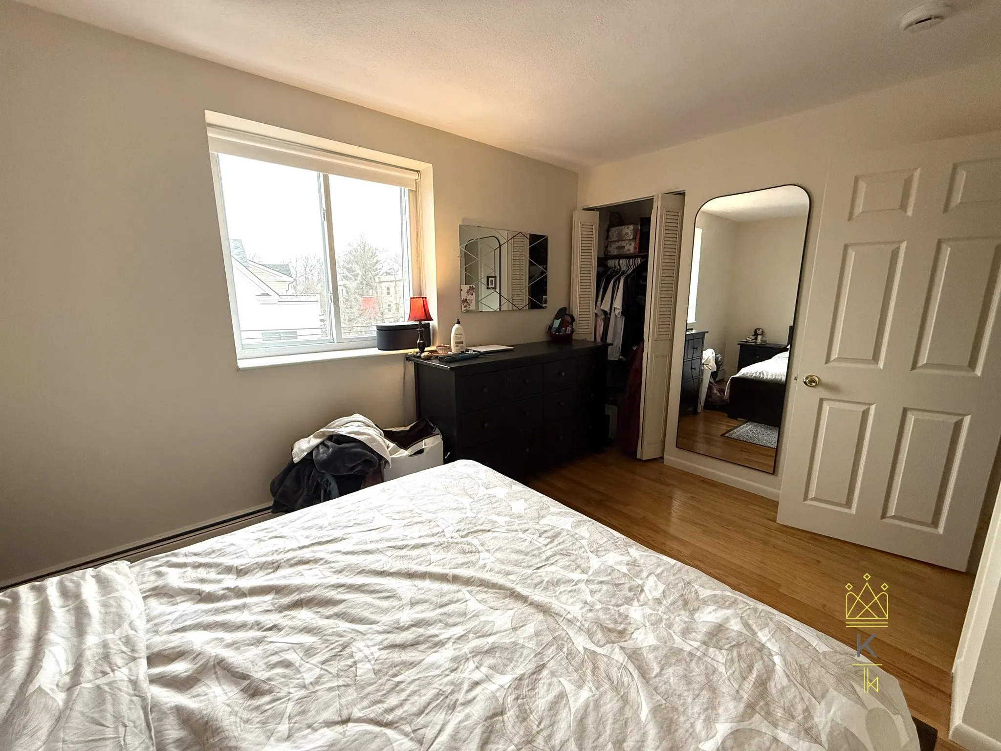 81 Green St, North Brookline