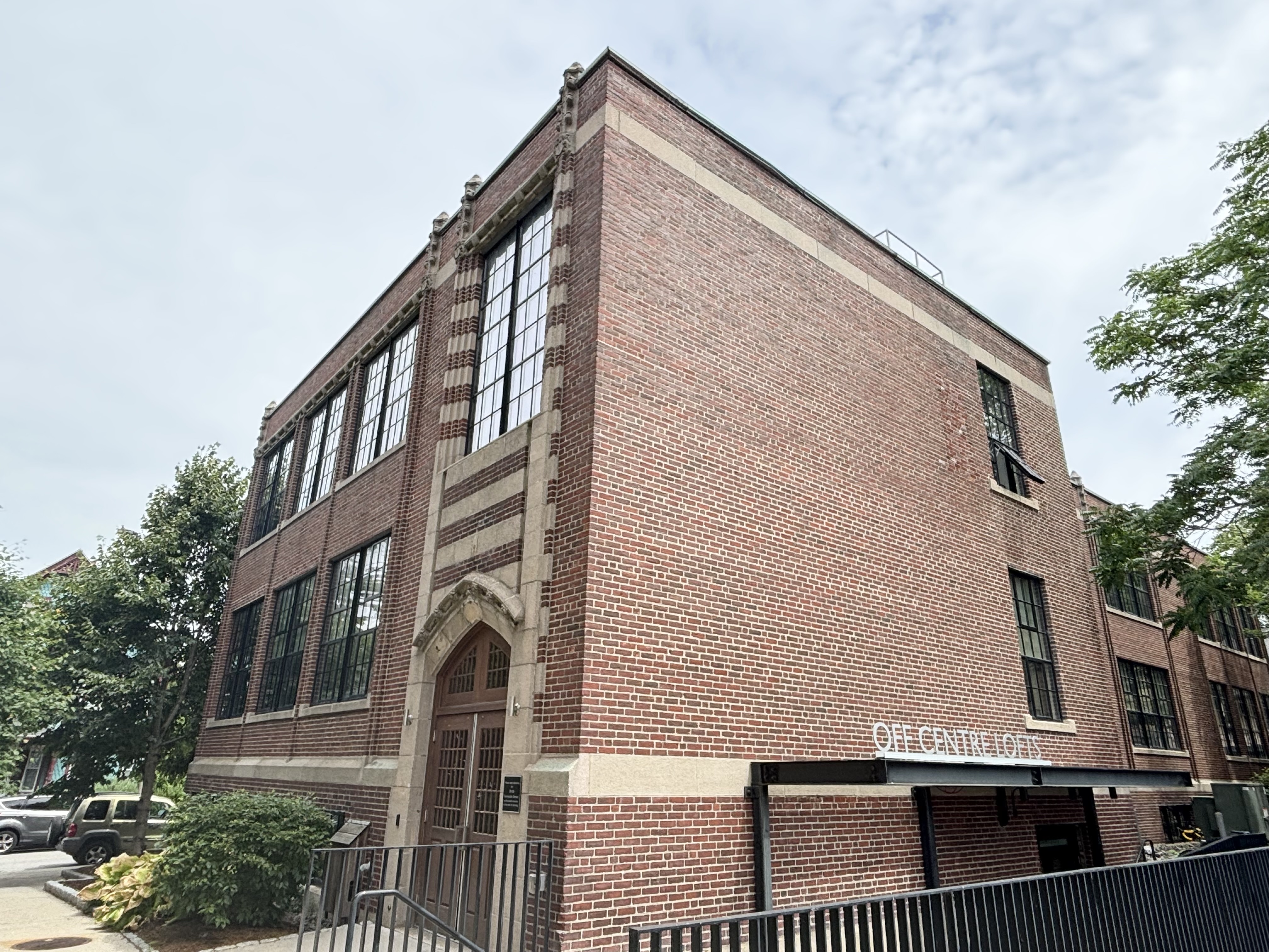 20 Sunnyside St, Jamaica Plain