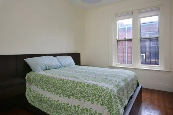 295 Commonwealth Ave, Back Bay