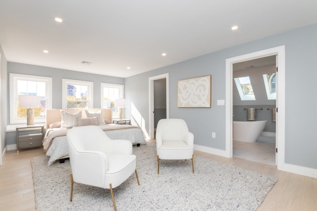 140 Otis St, East Cambridge