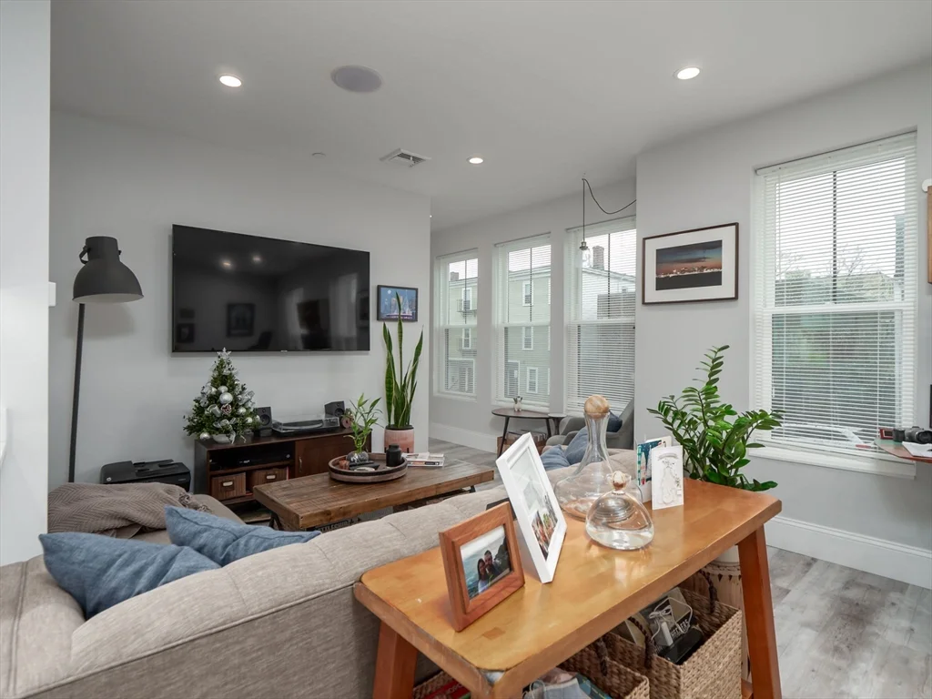 45 L St, South Boston