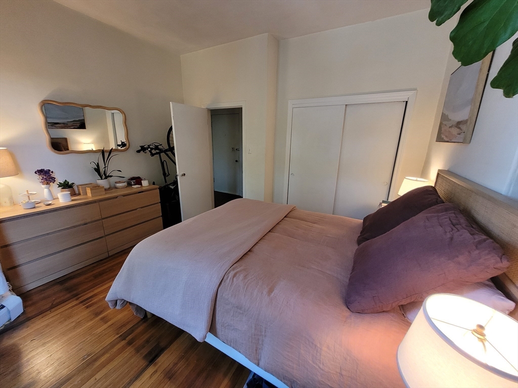 30 Holyoke St, South End