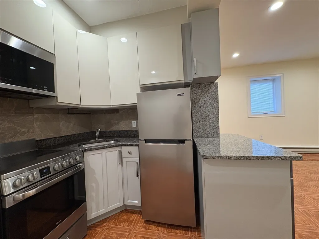 69 Babcock St, North Brookline