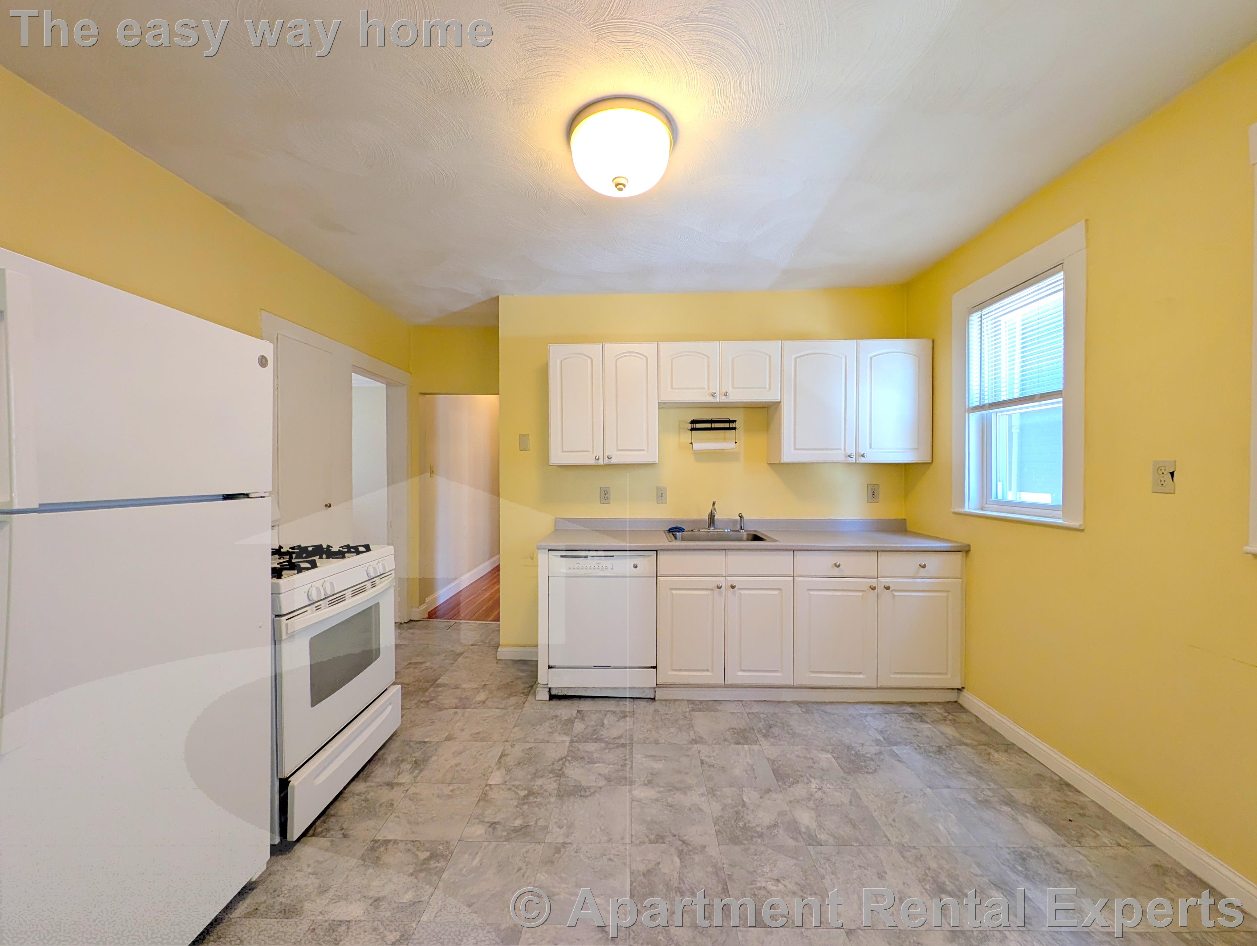 79 Conwell Ave, Tufts