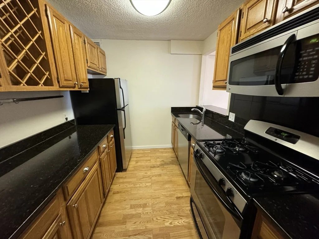 33 Pond Ave, Coolidge Corner