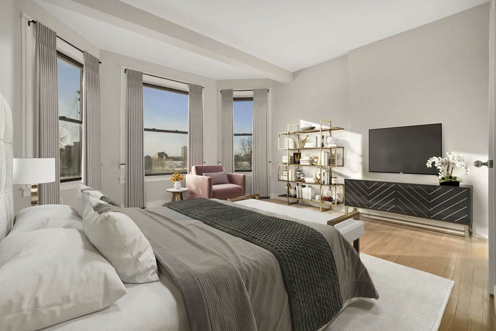 4 Charlesgate East, Back Bay