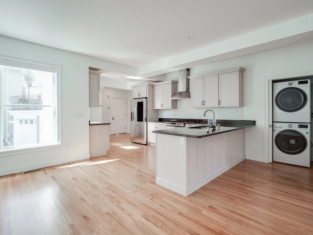 390 Medford St, Winter Hill