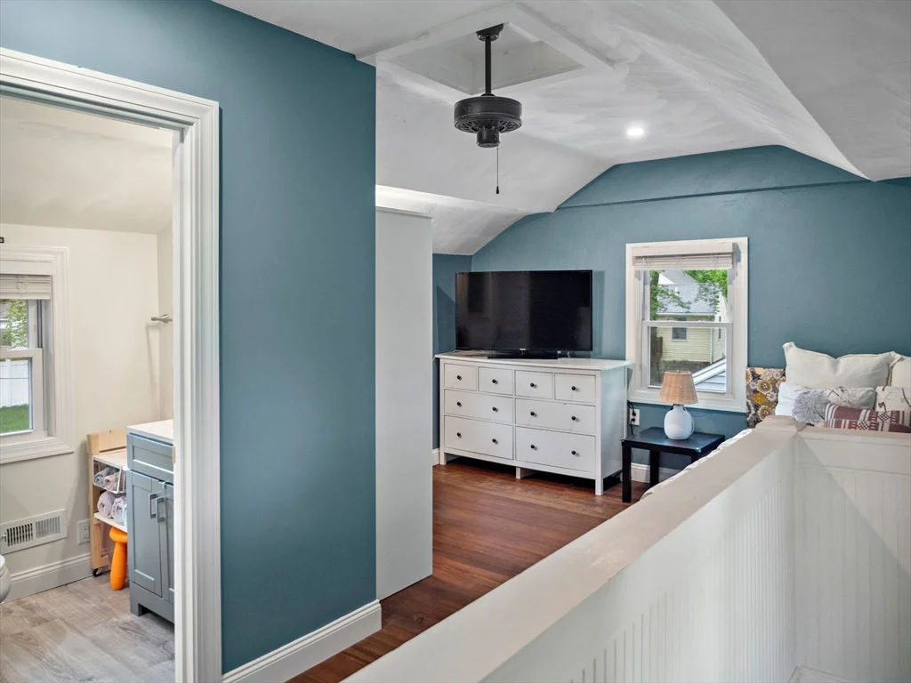 36 Brackett Rd, Ashland