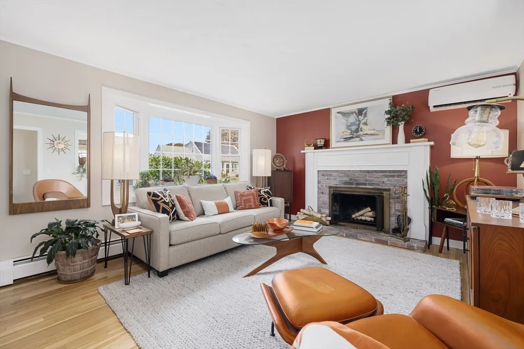 42 Fairmount St, New Bedford