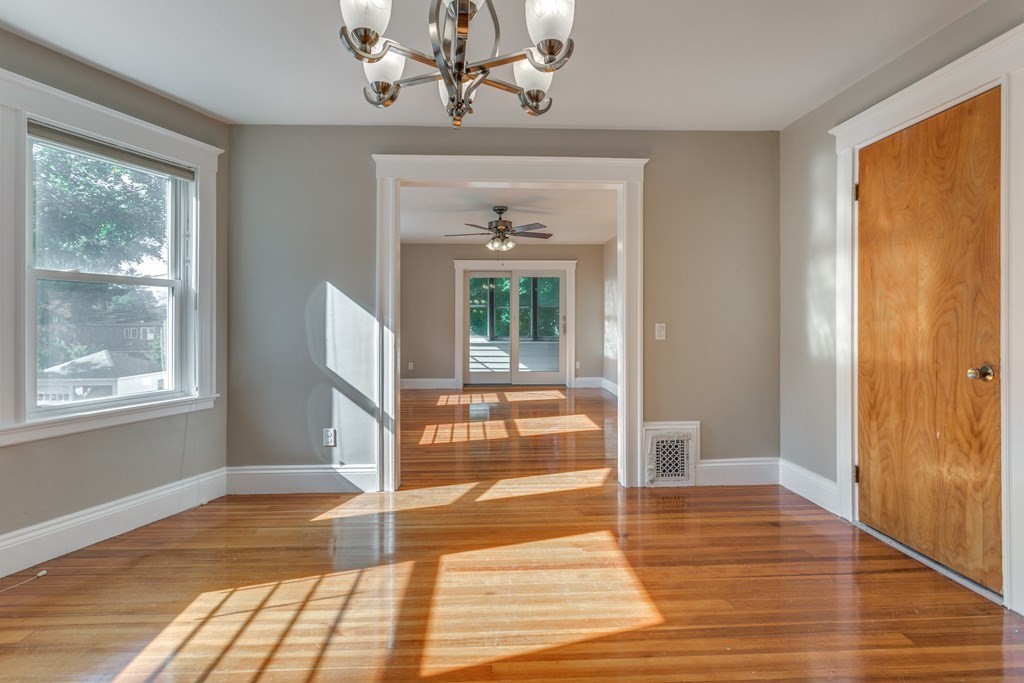 26 Boylston Rd, Newton Highlands