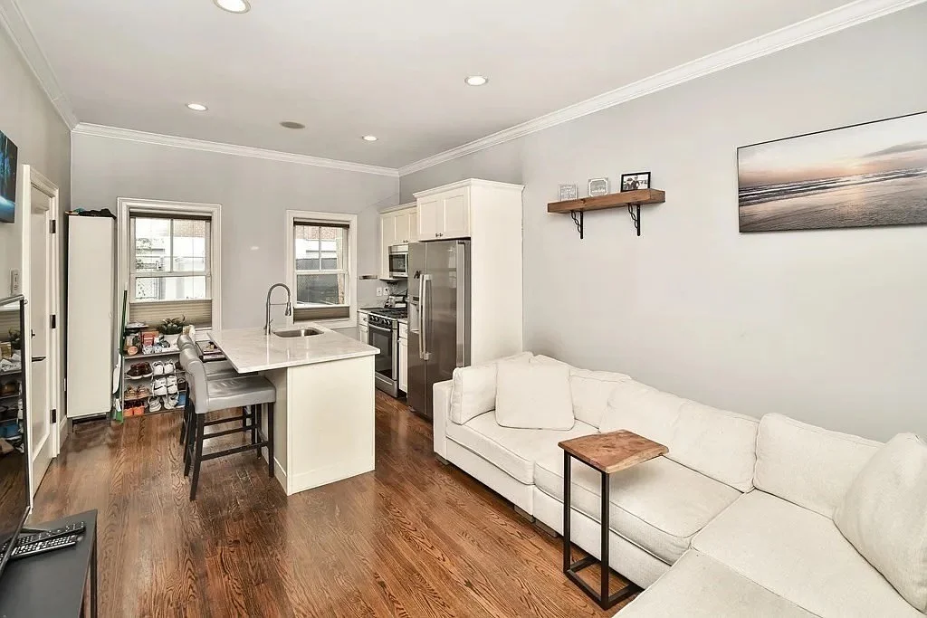 254 Bowen St, South Boston