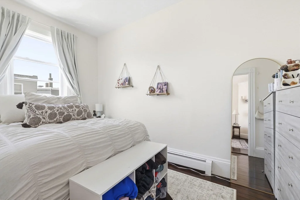 530-532 E Sixth St, South Boston