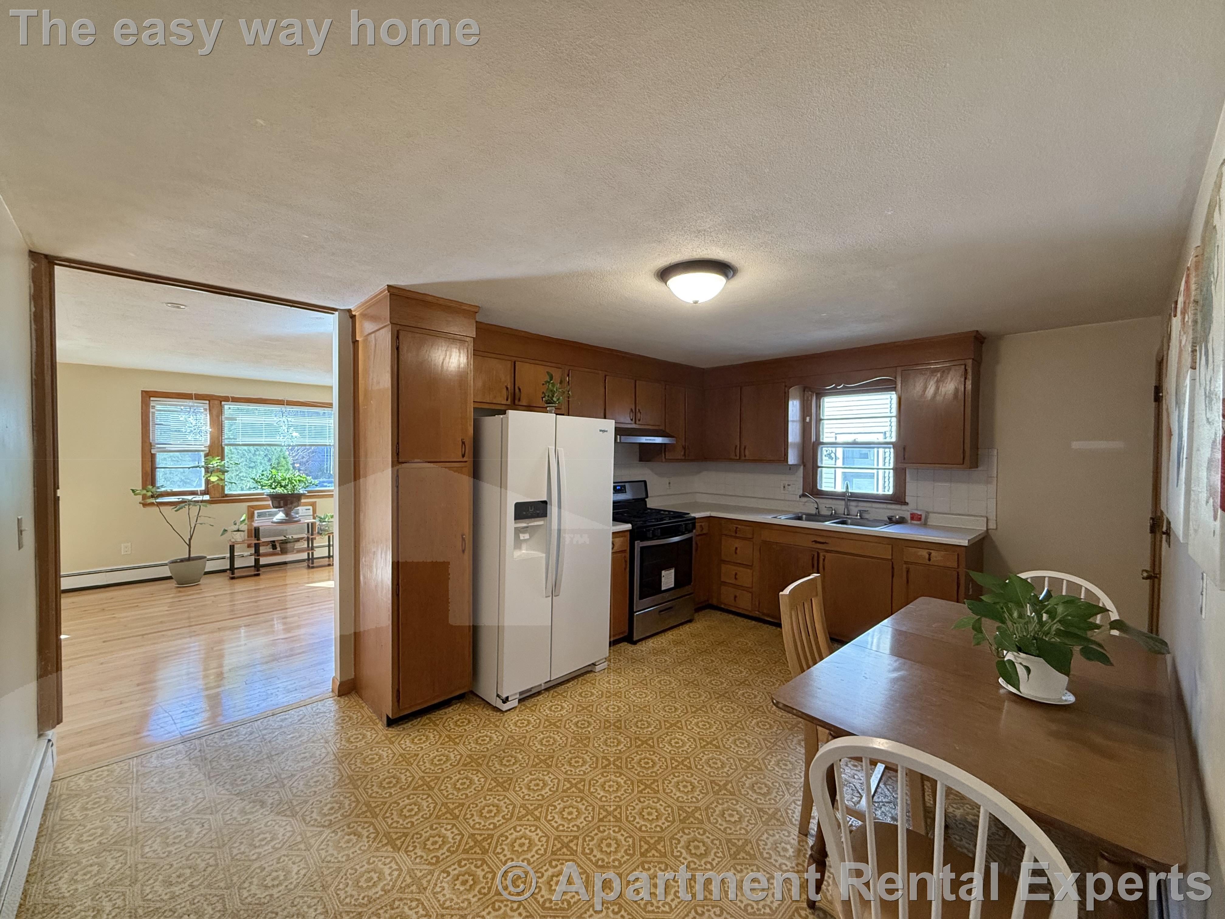 35 Ware St, Teele Square