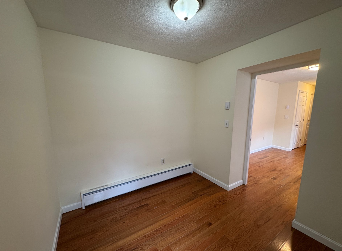 31 Chelsea St, East Boston