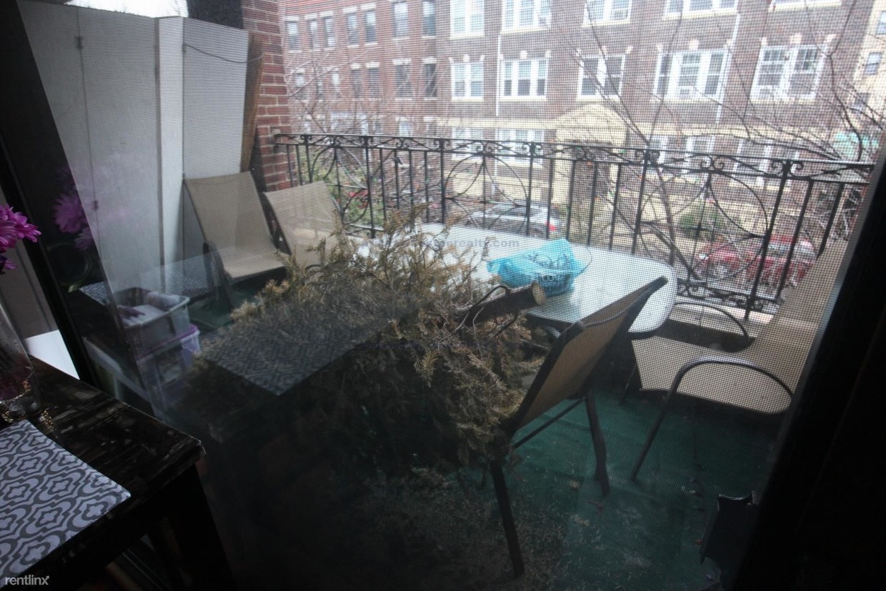 317 Summit, Brighton