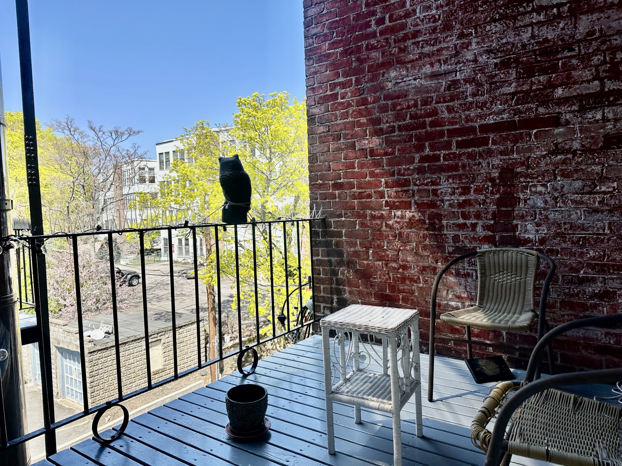 76 Quint Ave, Allston