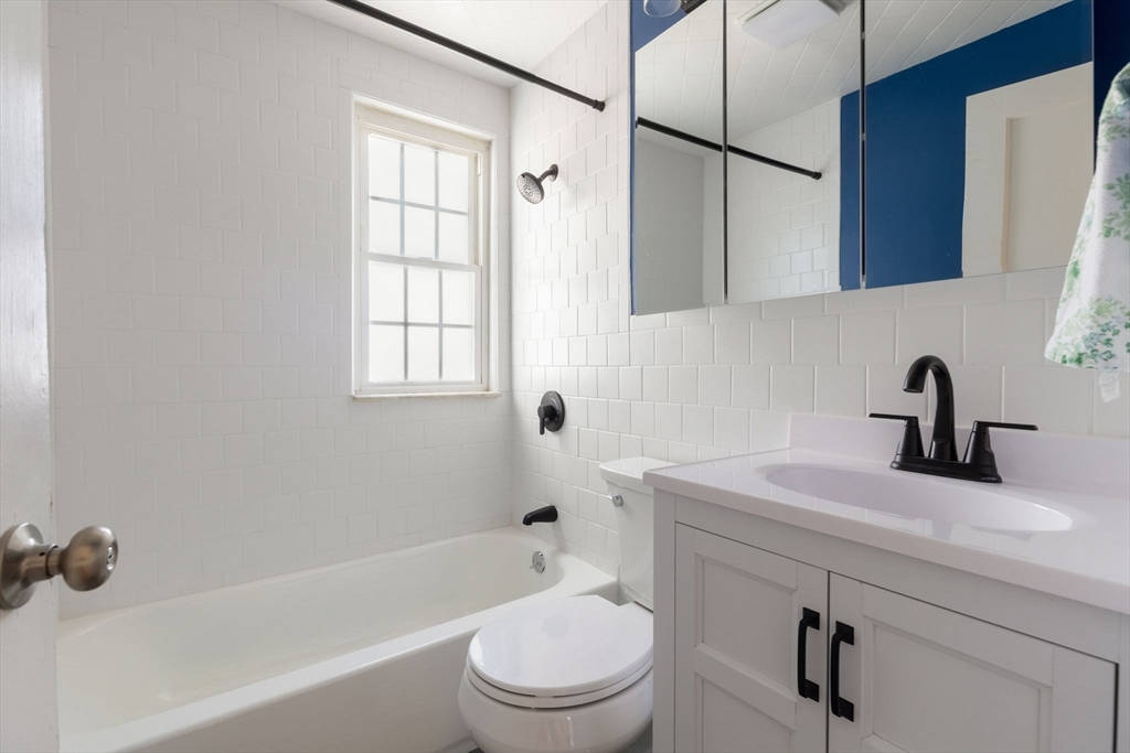 34 Weeks Ave, Roslindale