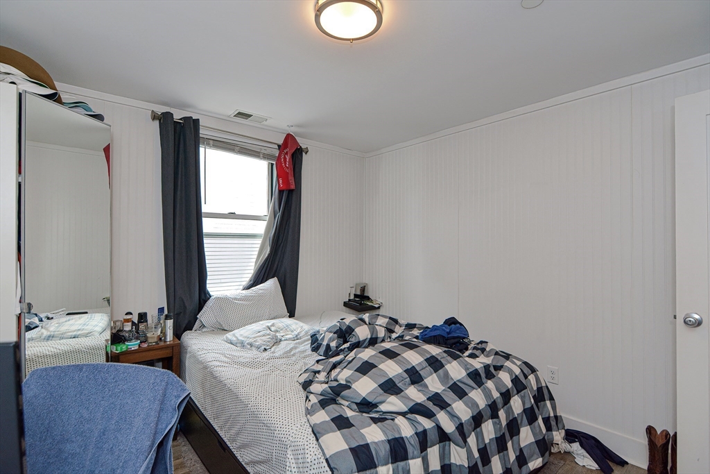 873 E 2nd, South Boston