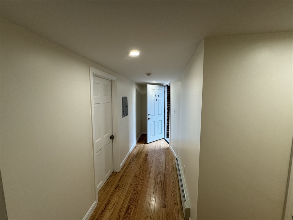 1725 Commonwealth Ave, Brighton