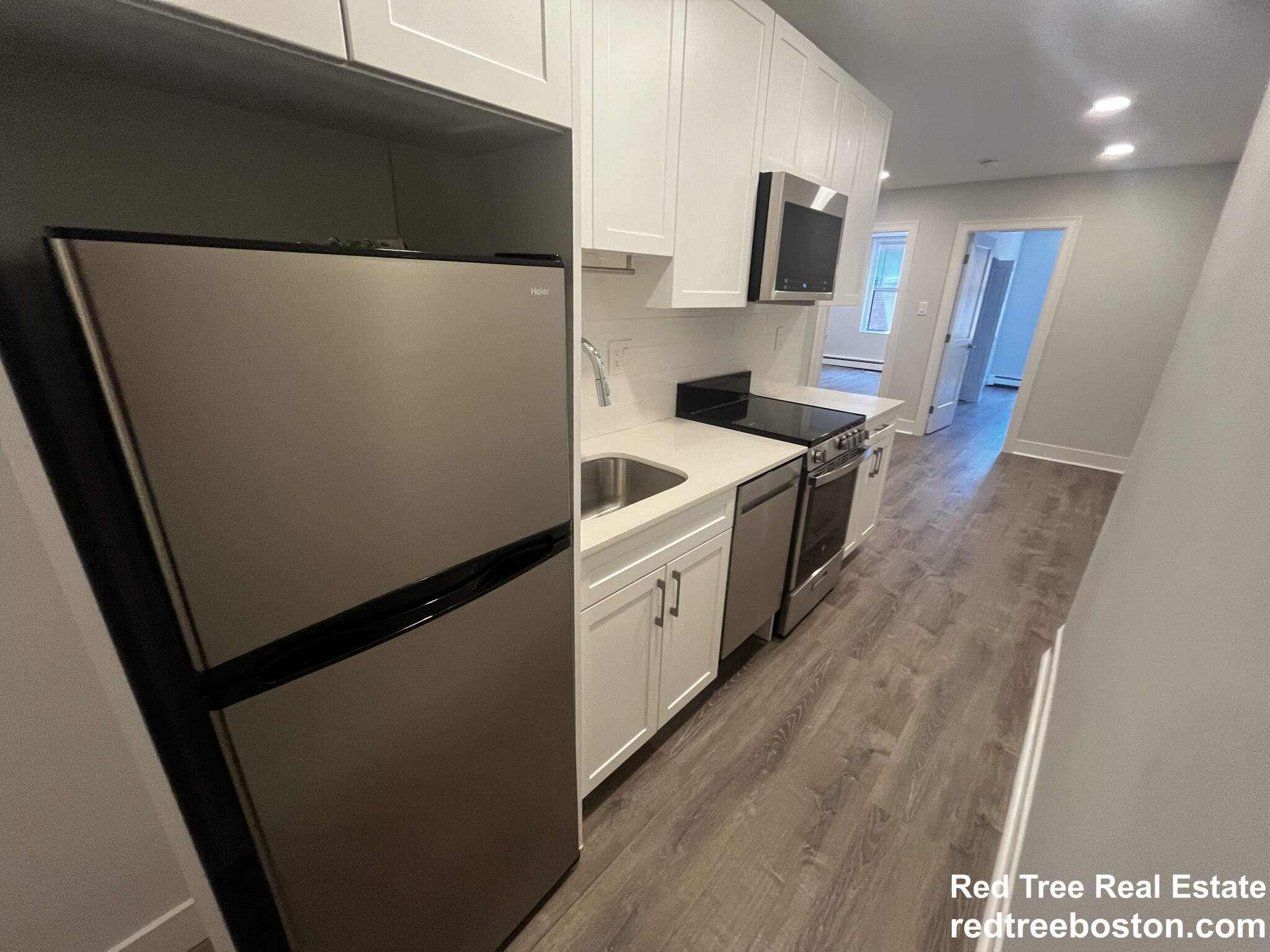 19 Peterborough St, Fenway