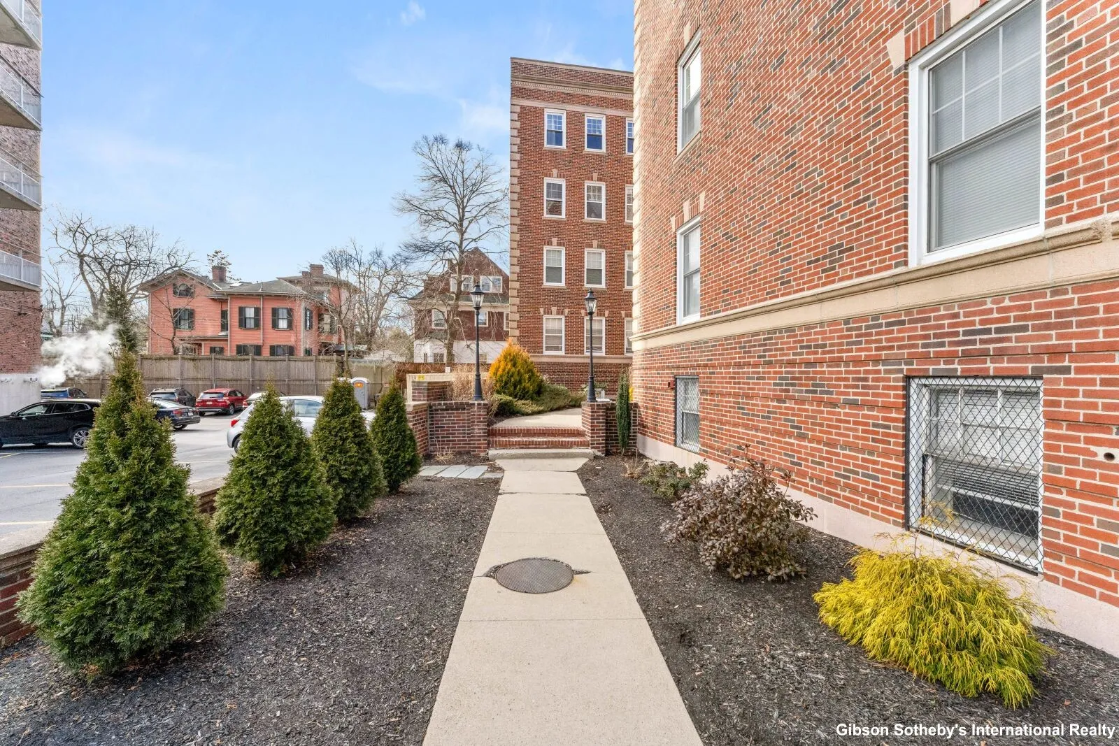 20 Concord Ave, West Cambridge