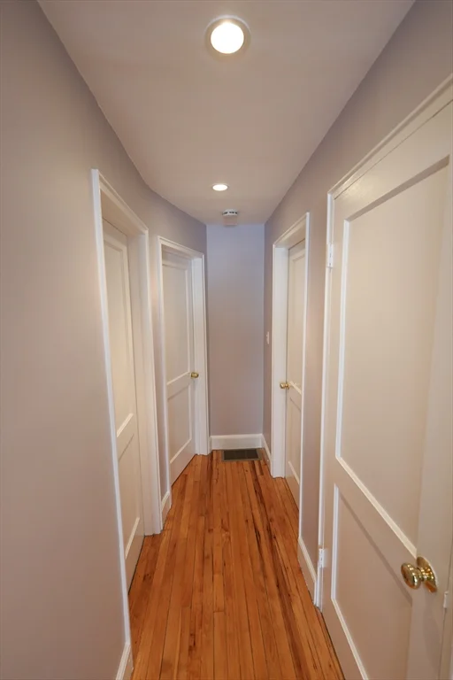 33 Paragon Rd, West Roxbury