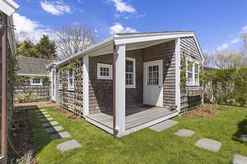 9 Lily St, Siasconset