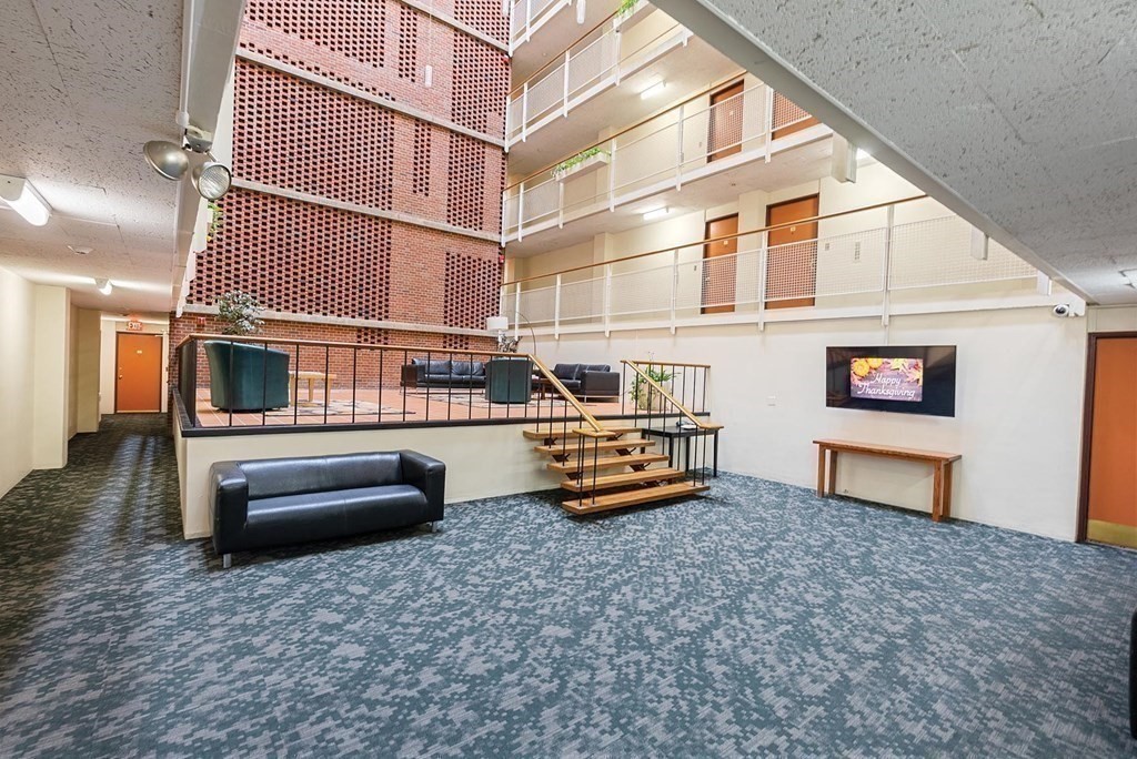 29 Concord Ave, Harvard Square