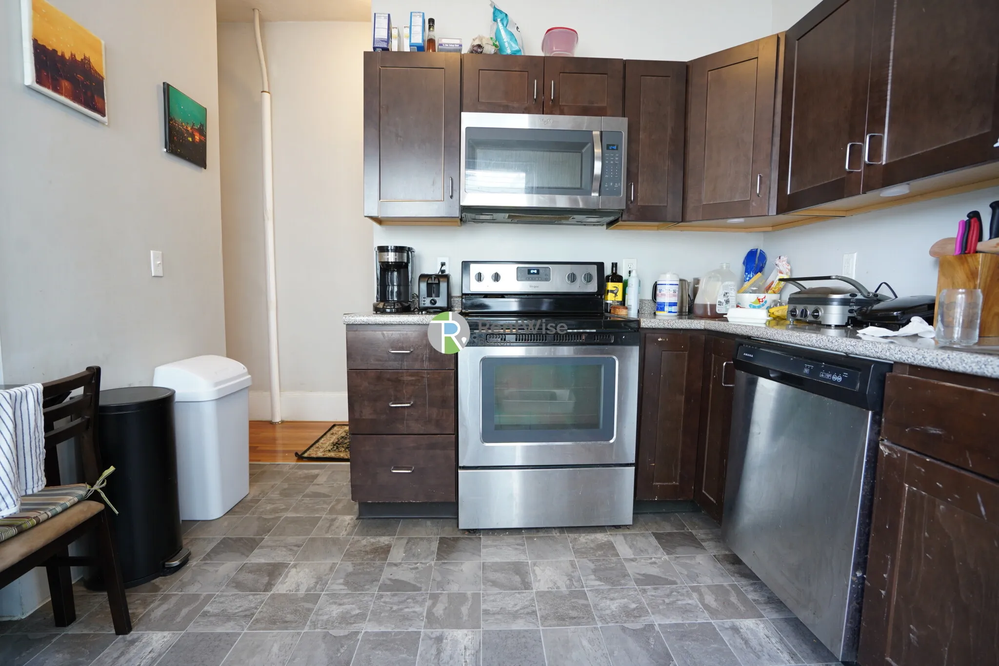 172 Bigelow St, Oak Square