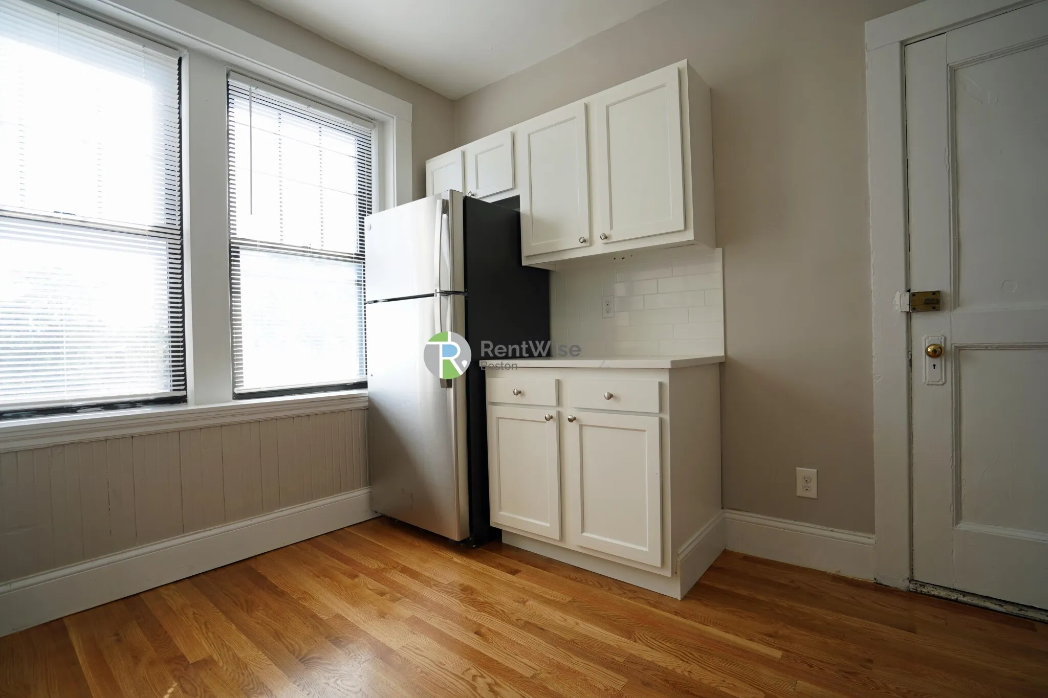 292 Harvard St, Mid-Cambridge