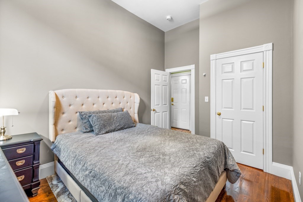 705 Massachusetts Ave, South End