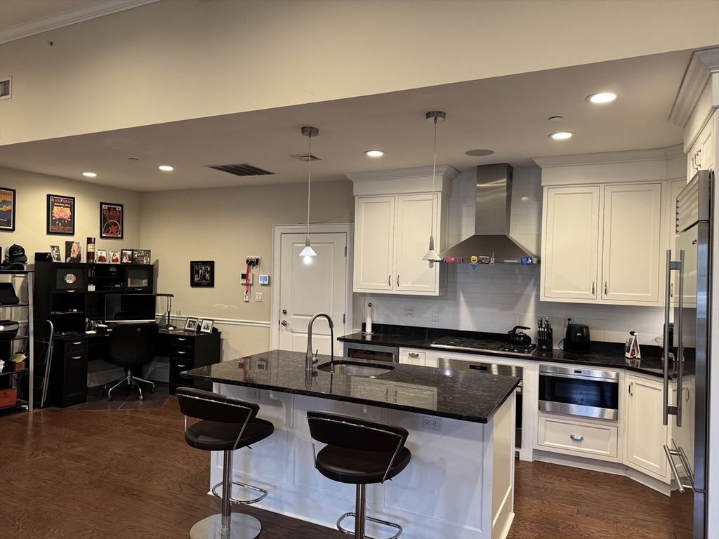 616 East Fourth, South Boston