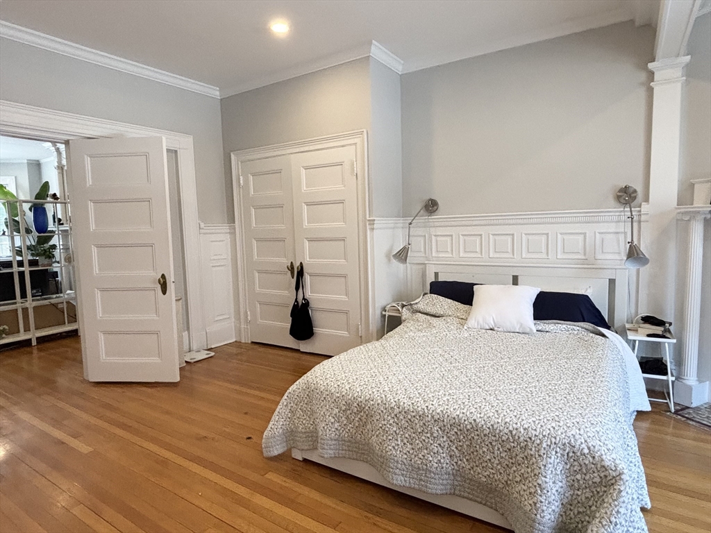 132 Saint Mary's St, Fenway