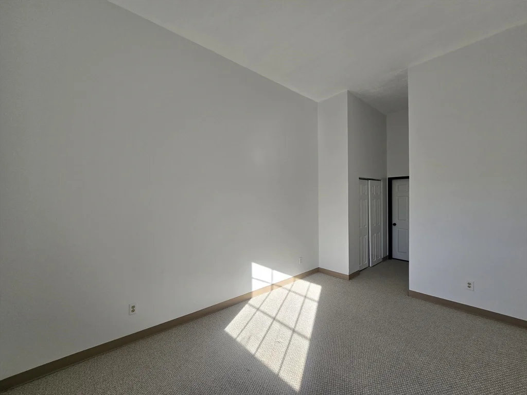 130 Beach St, Quincy