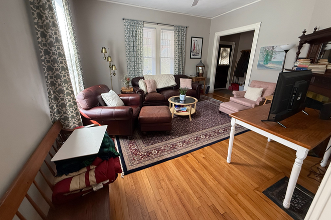 9 Hollis St, Newton Corner