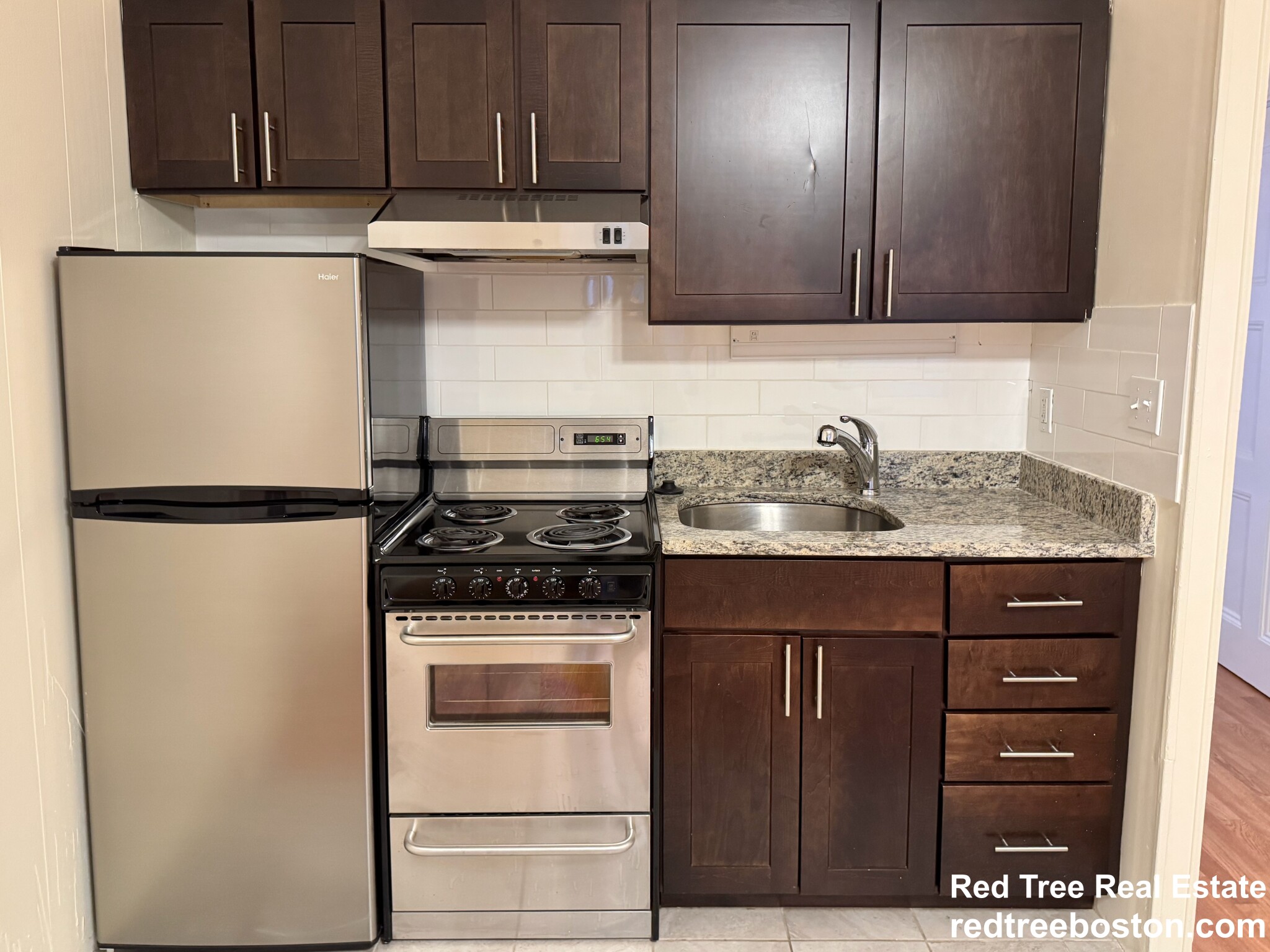 62 Boylston St, Midtown