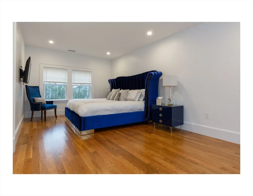 153 Bayside Rd, Quincy