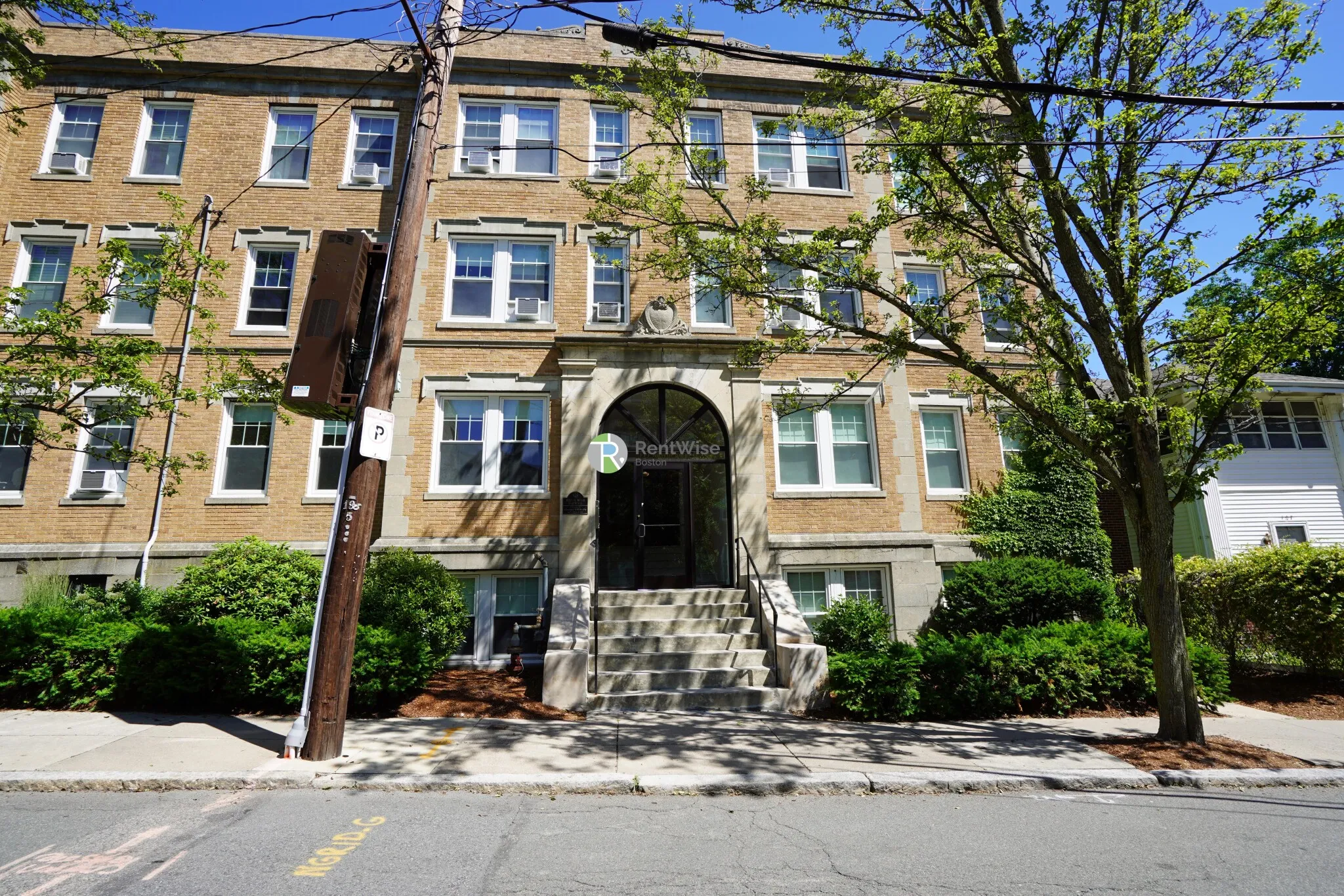 115 Kilsyth Rd, Brighton