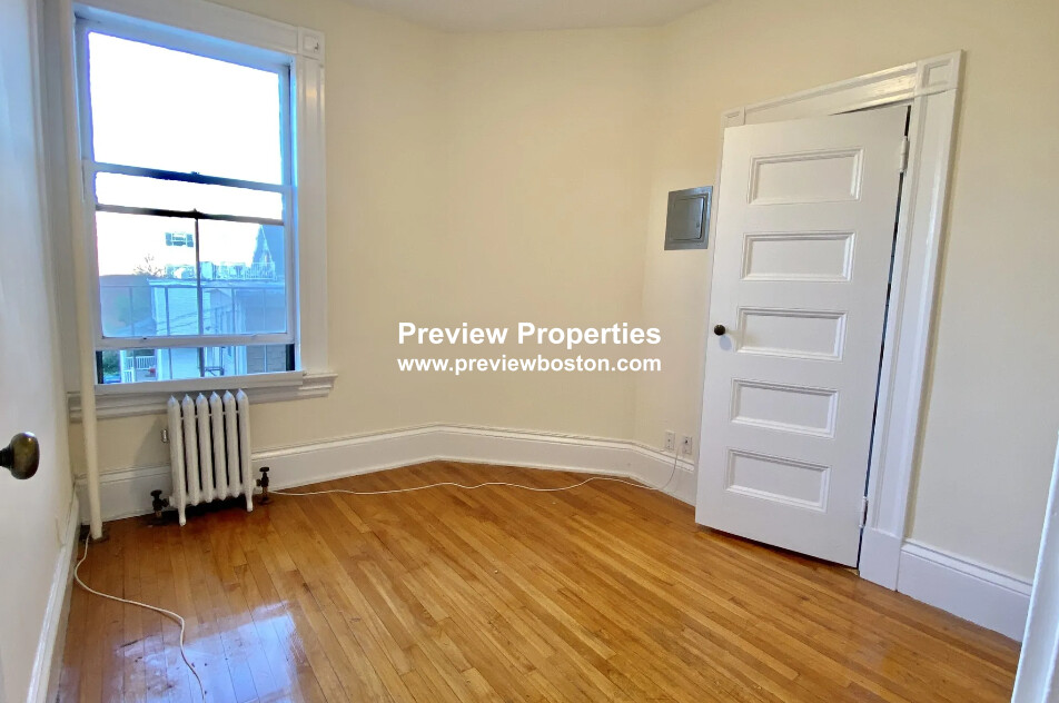 2W Ware St, Mid Cambridge