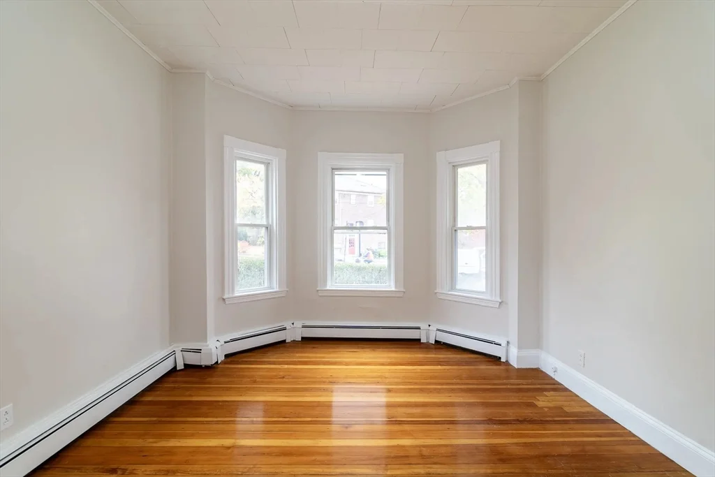 2 Sherman St, Neighborhood Nine