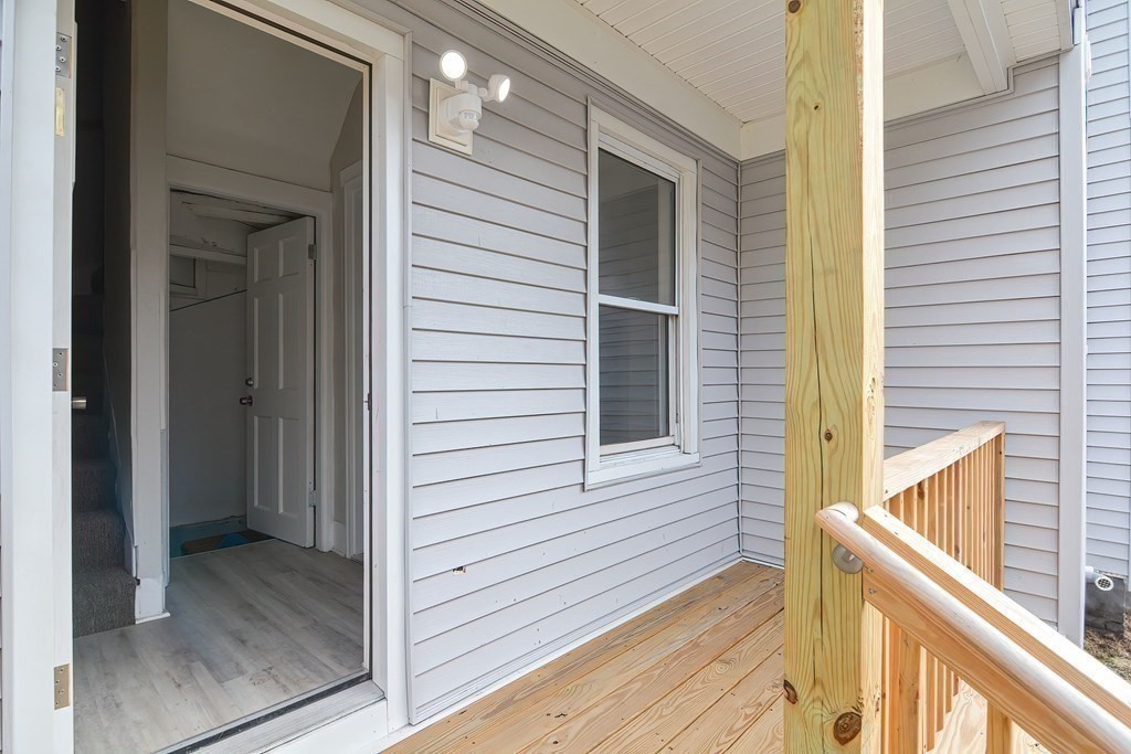 979 Dwight St, Holyoke