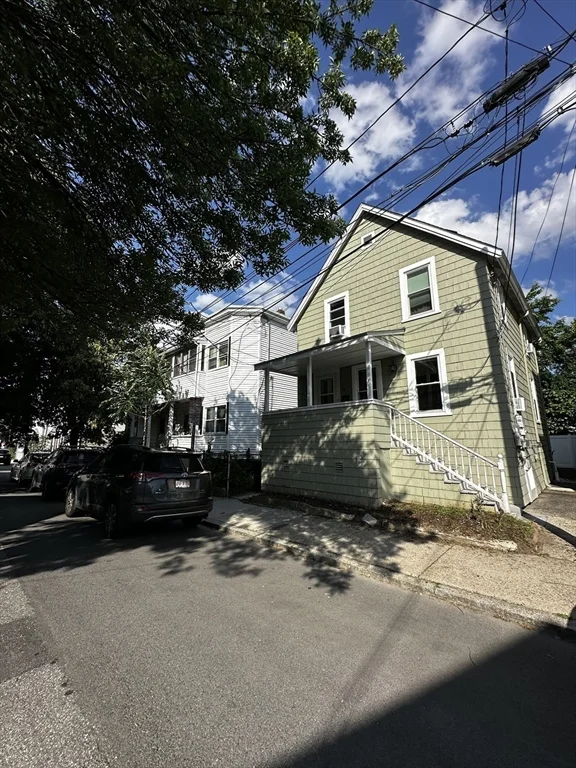 16 Nashua, Magoun Square