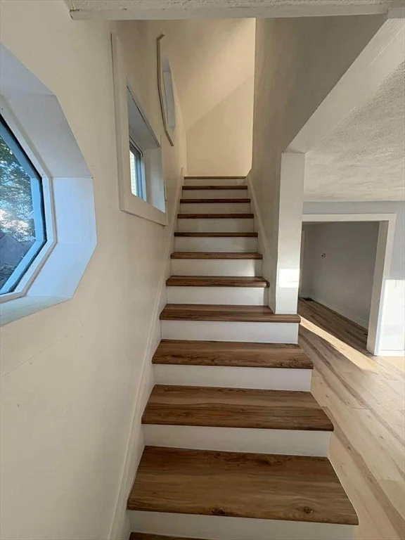 40 Green St, Milford