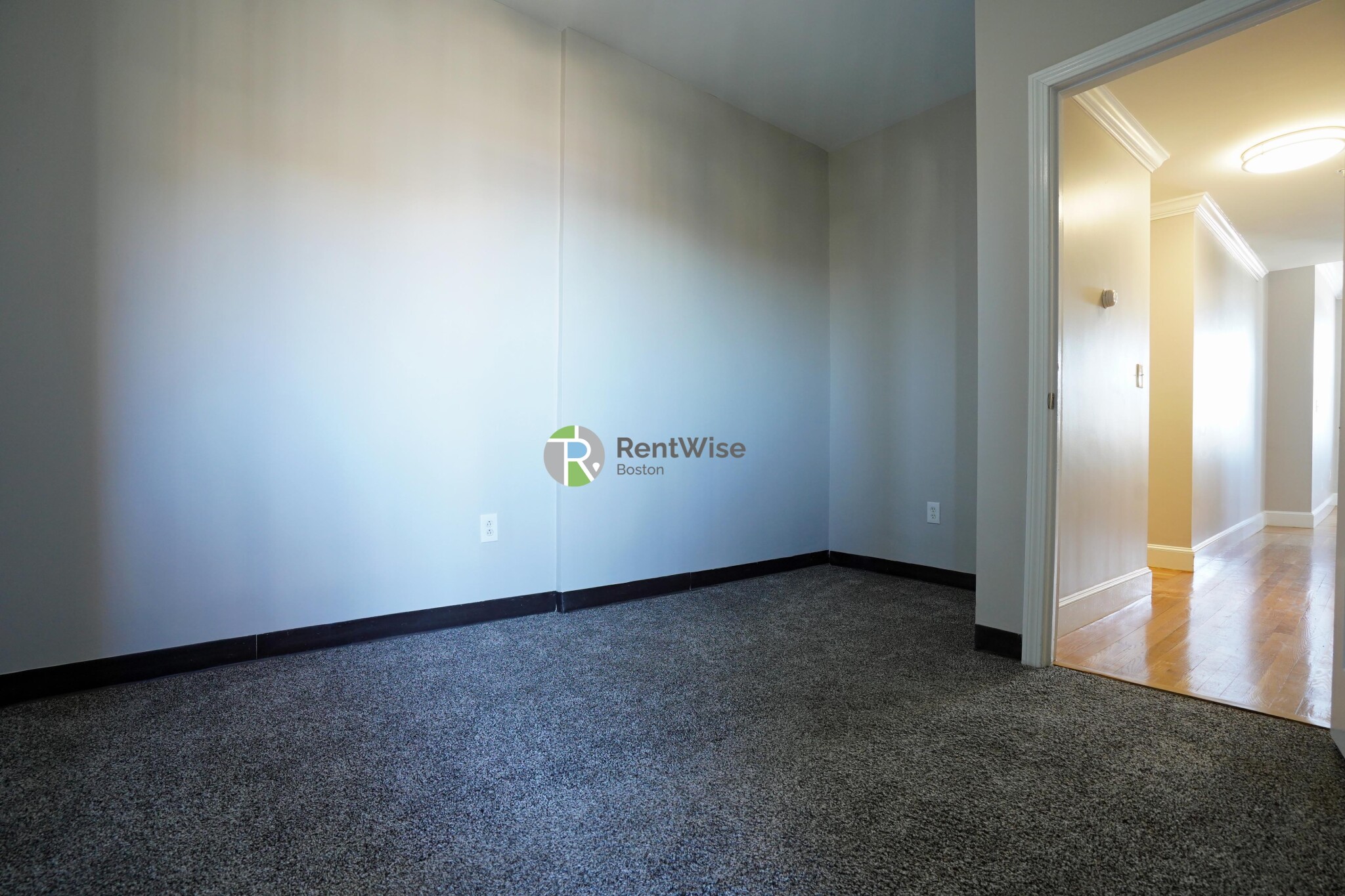 365 Washington St, Brighton